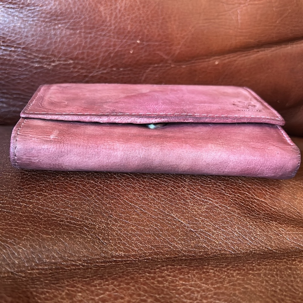 Firenze Trifold Wallet - Picture 3 of 9